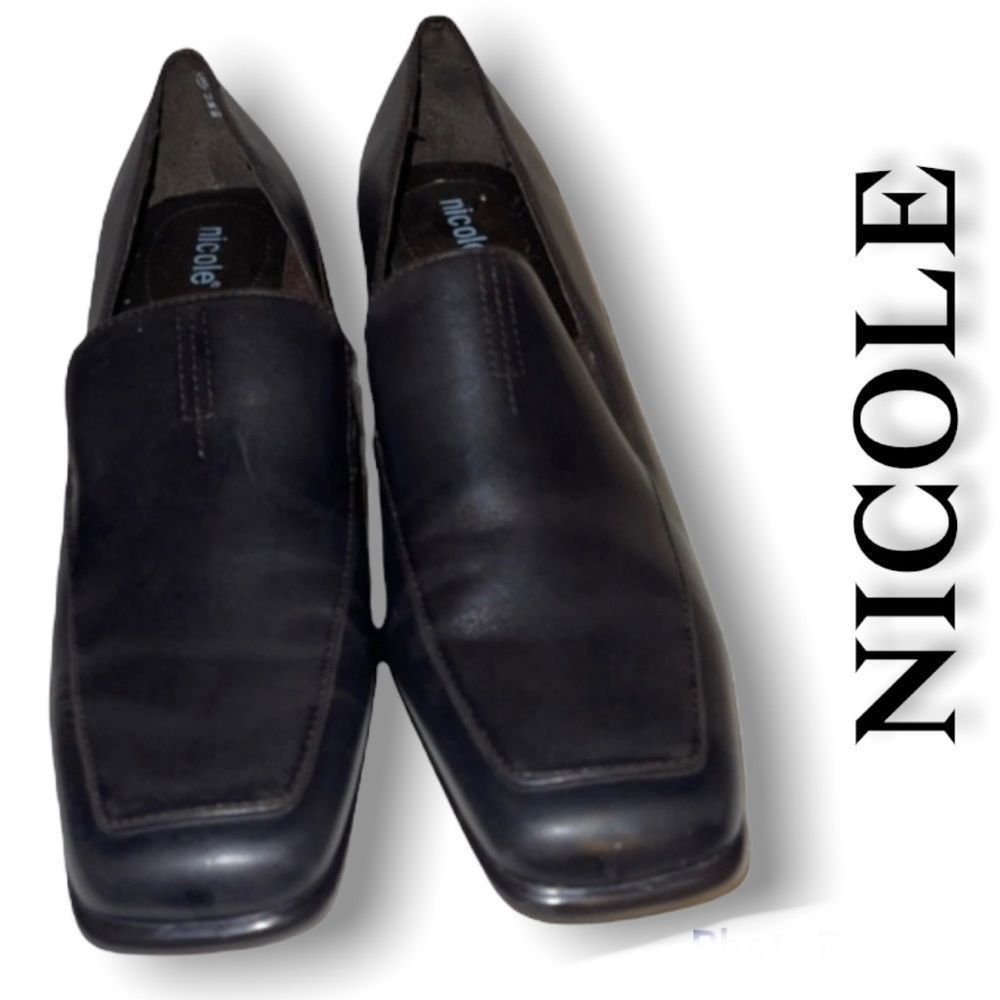 NWOT Nicole leather “Pal” heels